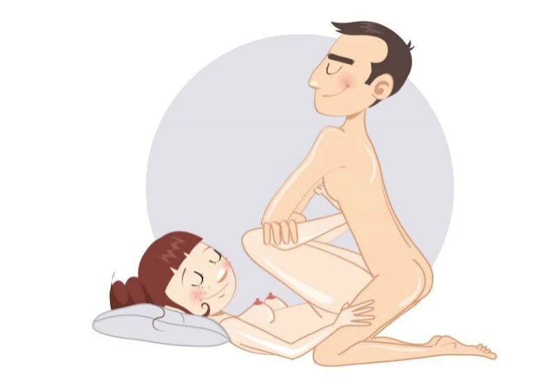 Genunchii la piept, cu tălpile pe torace — poziție sexuală ilustrată, dificultate ușoară