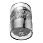 Masturbatorul tip cristal așezat vertical, cu ambele capace puse și intrarea vizibilă prin capacul de jos